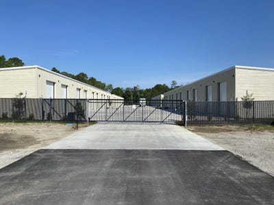 /international/us/8390-highway-707-myrtle-beach-sc-110107636457/