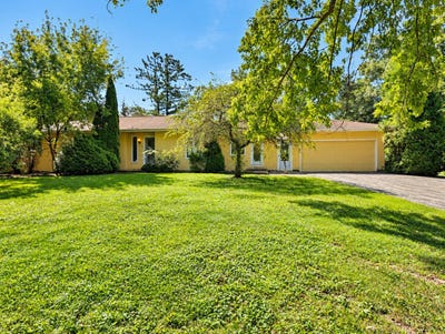 /international/us/20525-ridgeview-lane-marengo-il-110120067932/