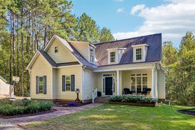 /international/us/738-sinai-circle-hillsborough-nc-110120512785/