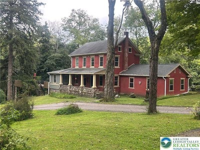 /international/us/7-allegheny-road-upper-mt-bethel-twp-pa-110119913272/