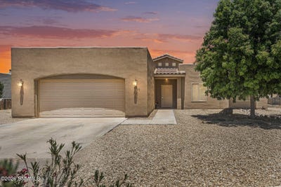 /international/us/8325-rancho-vista-loop-la-mesa-nm-110119968129/