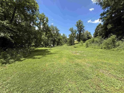 /international/us/1215-county-highway-3-04-danville-wv-110108507364/
