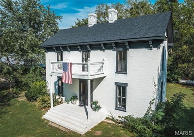 /international/us/725-w-springfield-street-st-james-mo-110100190266/