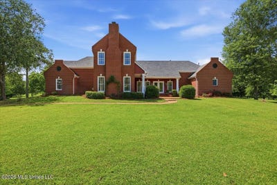 /international/us/38-greystone-drive-madison-ms-110108412557/