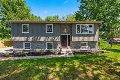 /international/us/14-baumer-road-wallkill-ny-110108232405/
