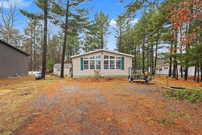 /international/us/1799-n-lakeview-drive-mears-mi-110106270924/