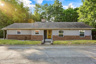 /international/us/107-w-magnolia-lane-oak-ridge-tn-110108543006/