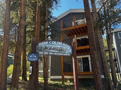 /international/us/50-now-colorado-court-breckenridge-co-110102531744/