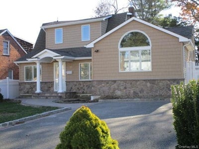 /international/us/15-walters-avenue-syosset-ny-110106470092/