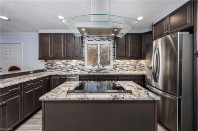 /international/us/682-cecil-street-thomasville-nc-110106093342/