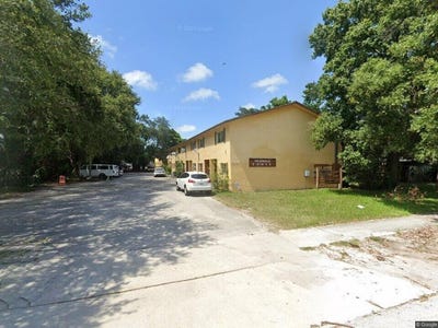 /international/us/1904-havana-avenue-fort-pierce-fl-110106449952/