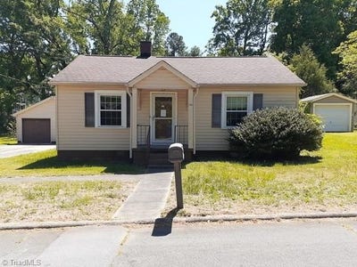 /international/us/206-cobb-street-gibsonville-nc-110108977353/