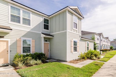 /international/us/3968-village-view-lane-orange-park-fl-110120040228/