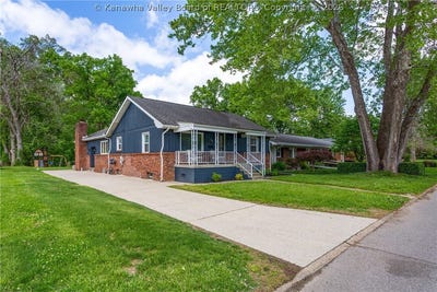 /international/us/1005-s-b-street-st-albans-wv-110107728517/