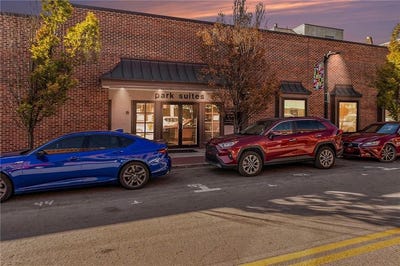 /international/us/115-e-park-street-olathe-ks-110103076274/