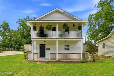 /international/us/313-w-lewis-street-whiteville-nc-110108874657/