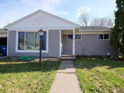 /international/us/913-w-strowbridge-street-wausau-wi-110107519763/