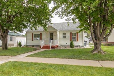 /international/us/1815-15th-st-rock-valley-ia-110108198754/
