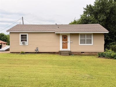 /international/us/903-e-seminole-street-wynnewood-ok-110107749160/