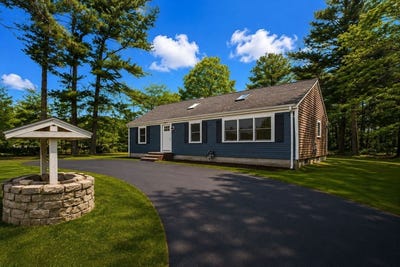 /international/us/22-randall-rd-mattapoisett-ma-110108411441/