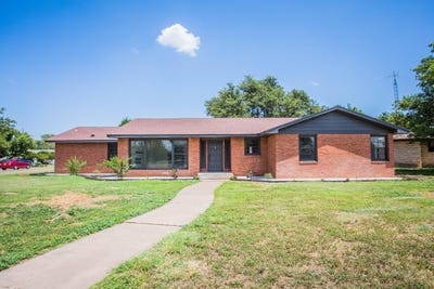 /international/us/1001-s-broadway-street-plainview-tx-110101120872/