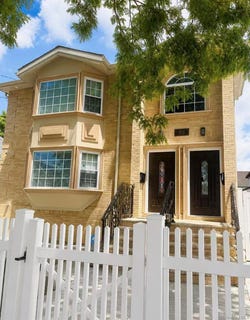 /international/us/24813-139th-avenue-rosedale-ny-110108538064/