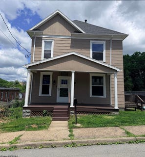 /international/us/322-harrison-street-clarksburg-wv-110109003320/