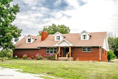 /international/us/9426-business-highway-60-monett-mo-110101149941/