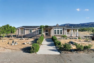 /international/us/2629-phelan-road-pinon-hills-ca-110108233556/