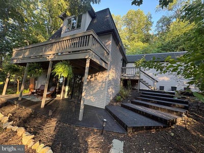 /international/us/1323-swope-drive-boiling-springs-pa-110109645139/