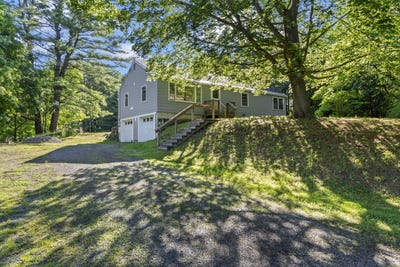 /international/us/61-cider-hill-road-york-me-110100752276/