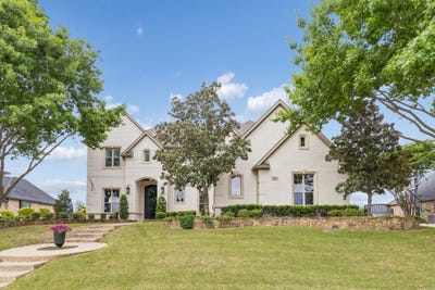 /international/us/156-stoneleigh-drive-heath-tx-110107745741/