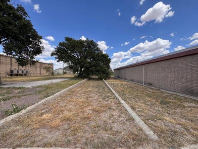 /international/us/main-street-stinnett-tx-110109873028/