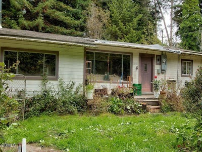 /international/us/19151-pine-tree-lane-fort-bragg-ca-110110256467/