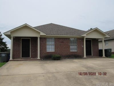 /international/us/2205-a-rosemary-drive-conway-ar-110108904828/