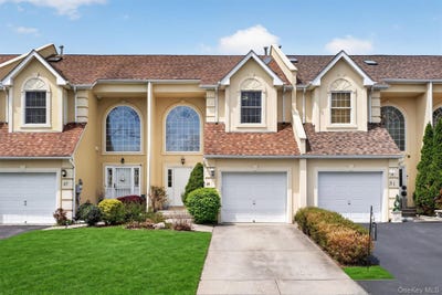 /international/us/49-oak-hill-road-middletown-ny-110107545038/
