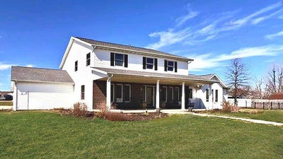 /international/us/410-w-sangamon-street-fisher-il-110107351409/