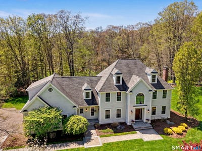 /international/us/10-chapman-place-redding-ct-110107799347/