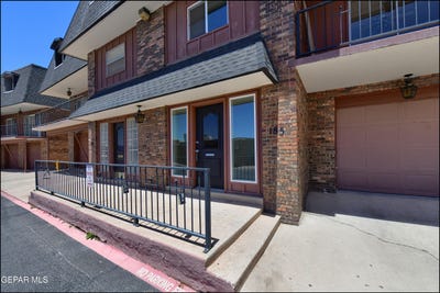 /international/us/4800-n-stanton-street-el-paso-tx-110103123215/