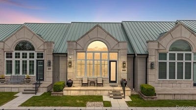 /international/us/1009-s-washington-avenue-s-royal-oak-mi-110107687776/