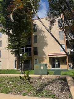 /international/us/4855-nw-7th-st-miami-fl-110101180744/