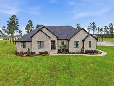 /international/us/244-grant-84-sheridan-ar-110108446207/