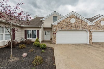 /international/us/12195-pheasant-run-circle-north-royalton-oh-110107855619/