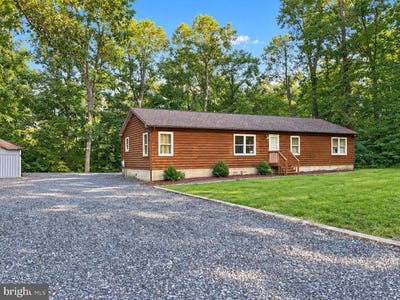 /international/us/39460-mount-wolf-road-charlotte-hall-md-110120516939/