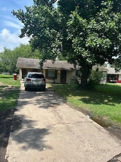 /international/us/108-adams-street-sikeston-mo-110100894860/