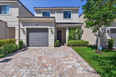 /international/us/295-nw-33rd-lane-pompano-beach-fl-110110167798/