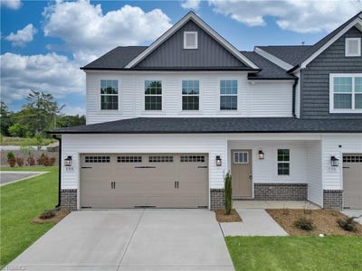/international/us/208-oakdale-forest-court-lot-5-jamestown-nc-110102166557/