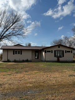 /international/us/1209-s-willow-dr-robinson-il-110103271579/