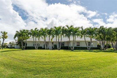 /international/us/1200-windrifter-way-vero-beach-fl-110108587289/