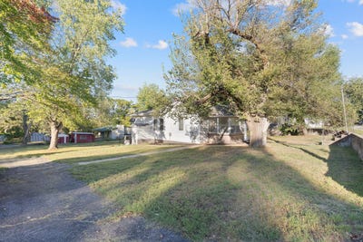 /international/us/333-e-church-street-granby-mo-110120463120/